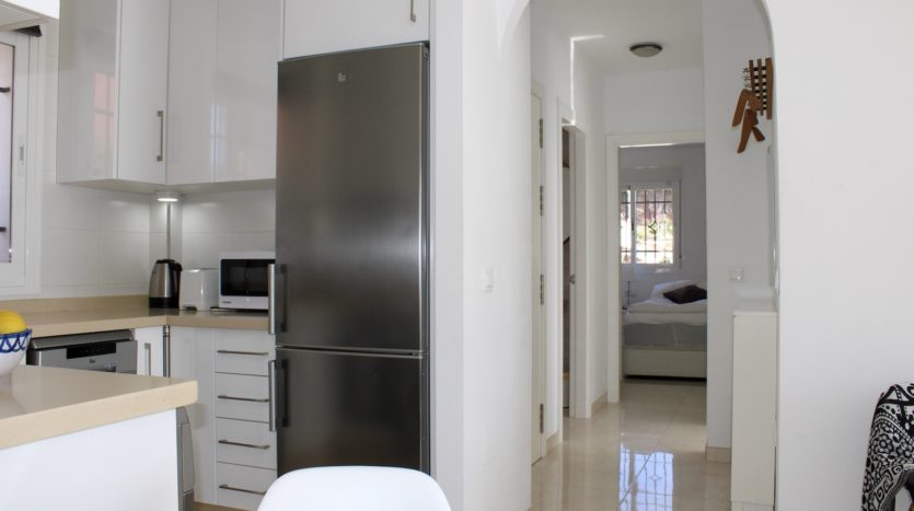 Exklusives Doppelhaus mit Dachterrasse und Meerblick bei Nerja