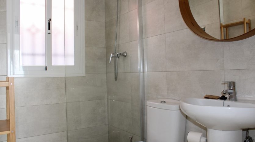 Exklusives Doppelhaus mit Dachterrasse und Meerblick bei Nerja