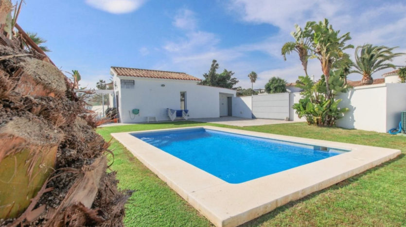 Villa mit 3 Schlafzimmern in Costalita - Meerblick & Strandnähe