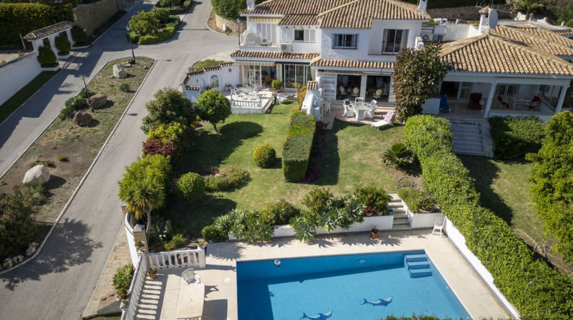 Estepona - Meerblick & Strandnähe