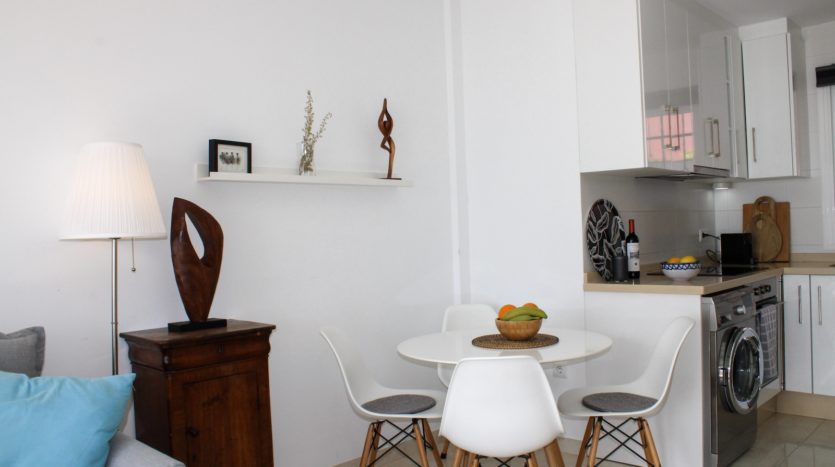 Exklusives Doppelhaus mit Dachterrasse und Meerblick bei Nerja