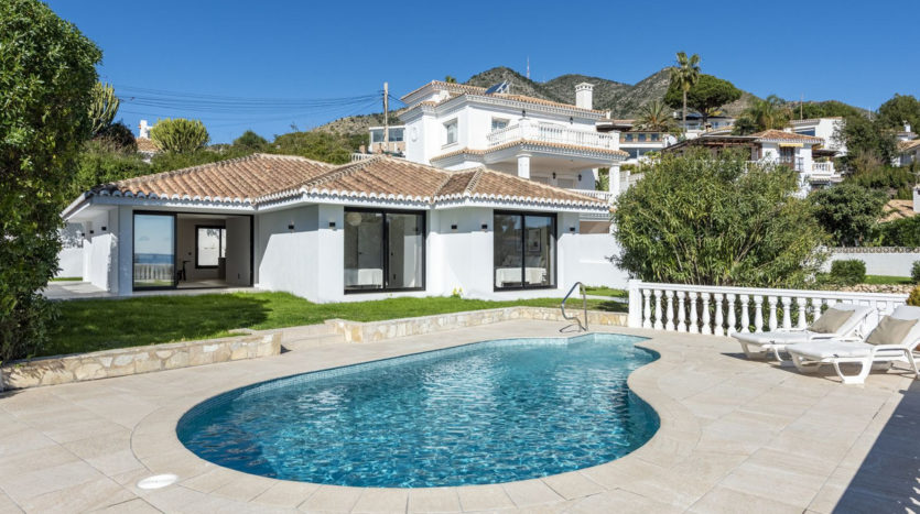 Villa mit 4 Schlafzimmern in Benalmadena Costa - Meerblick & Strandnähe