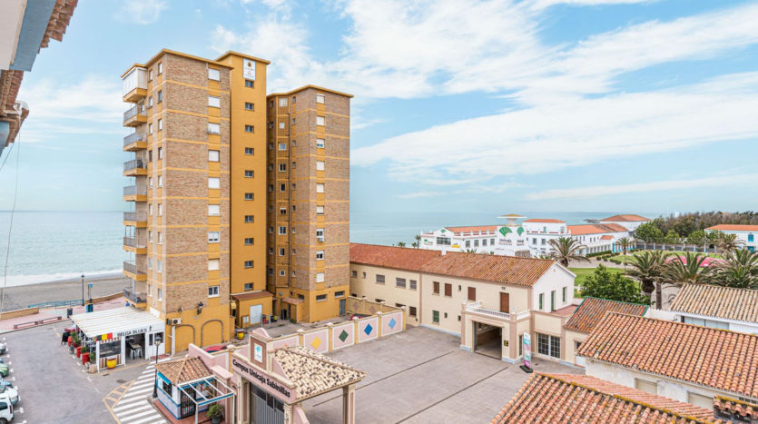 Apartment mit 3 Schlafzimmern in San Luis de Sabinillas - Meerblick & Strandnähe